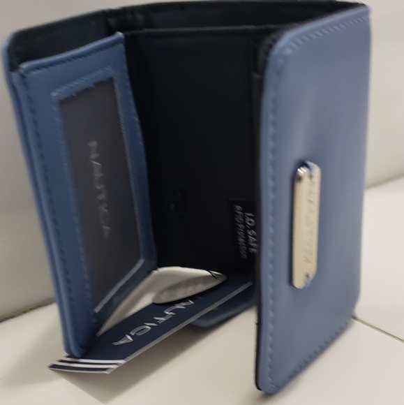 Wallet - Picture 4 of 7